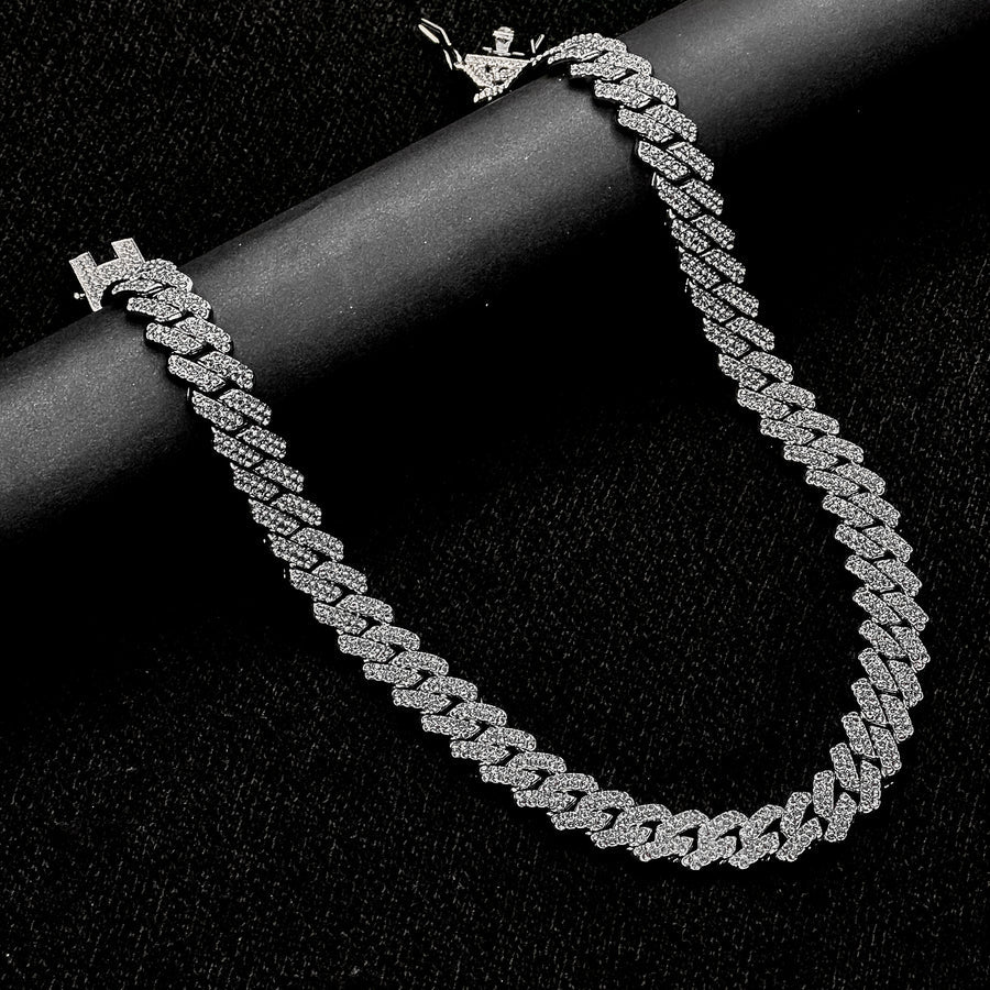 The Iconic Cuban Chain